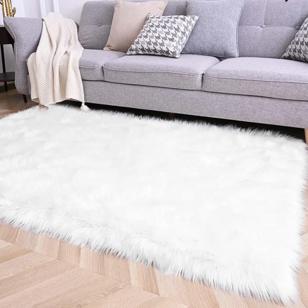 NEW, IN BOX, Handmade Shag Faux Sheepskin White Area Rug, Rectangle 6x8
